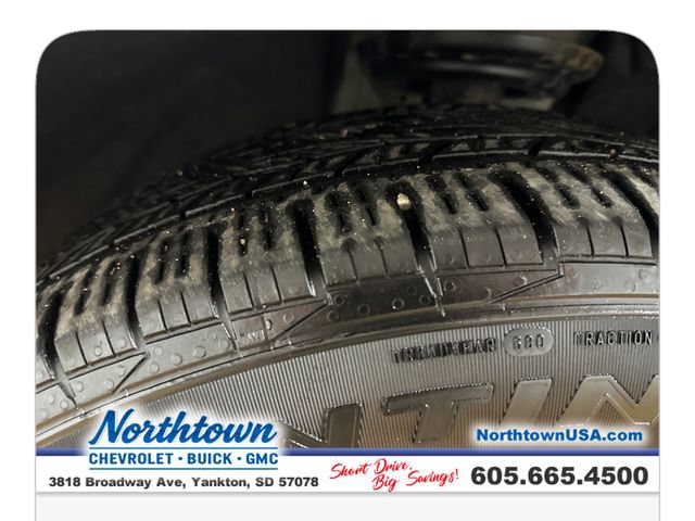 Used 2020 Buick Enclave Premium w/ Surround and Sites Package AWD/4WD image 21