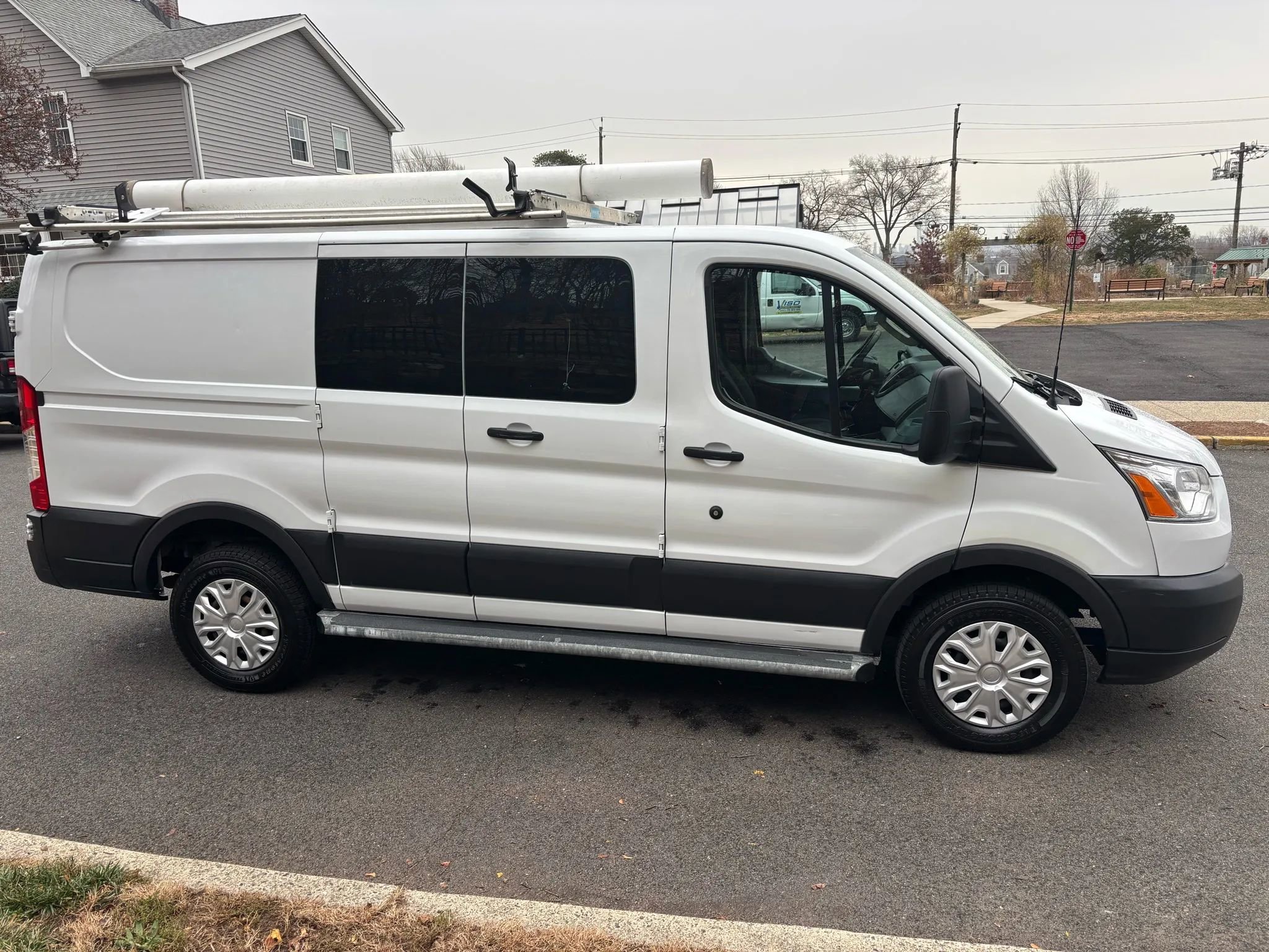 Used 2018 Ford Transit 250 130 Low Roof w/ Exterior Upgrade Package image 8