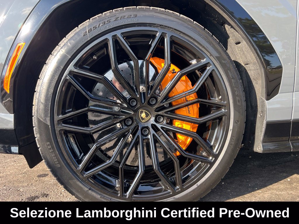 Used 2025 Lamborghini Urus SE AWD/4WD image 12