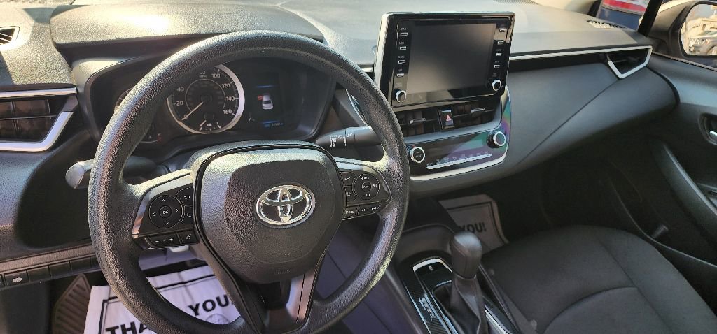 Used 2020 Toyota Corolla LE image 10