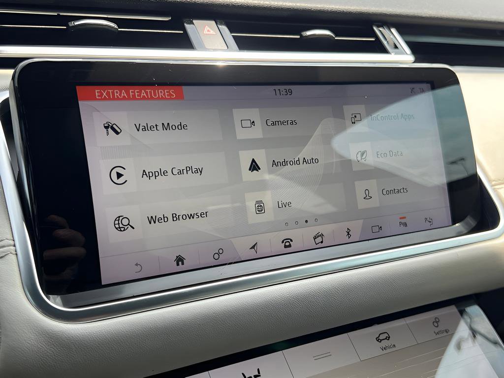 Used 2019 Land Rover Range Rover Velar R-Dynamic SE image 45