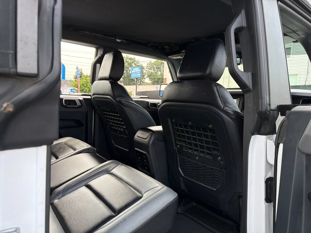 Used 2023 Ford Bronco Big Bend w/ Sasquatch Package AWD/4WD image 17