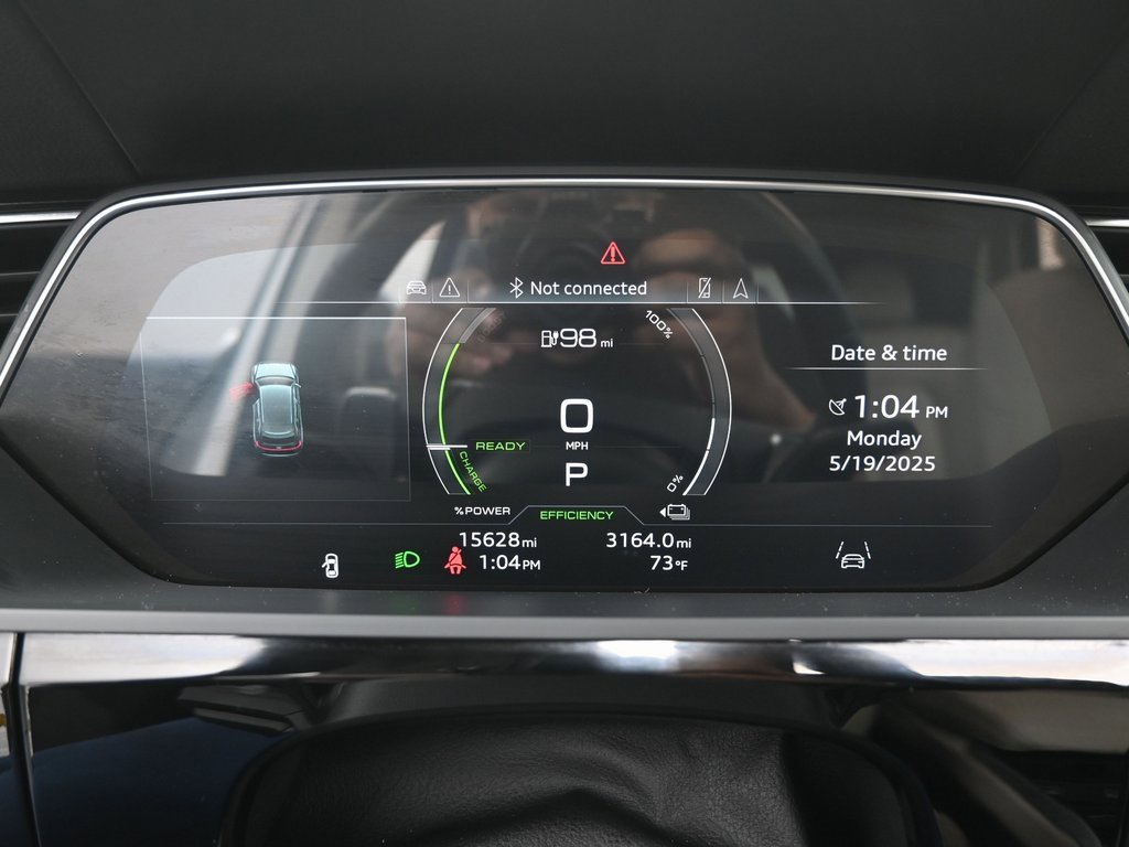 Used 2024 Audi Q8 e-tron Premium image 20