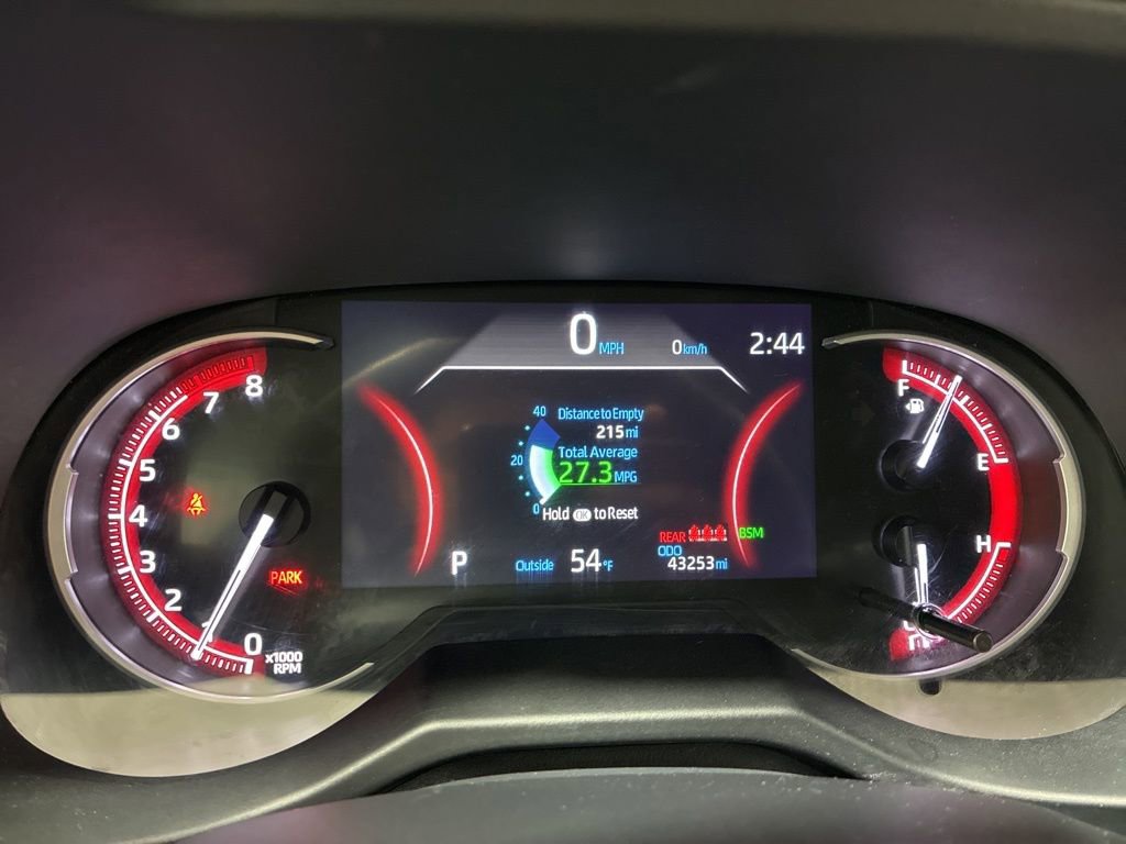 Used 2023 Toyota RAV4 XLE AWD/4WD image 28