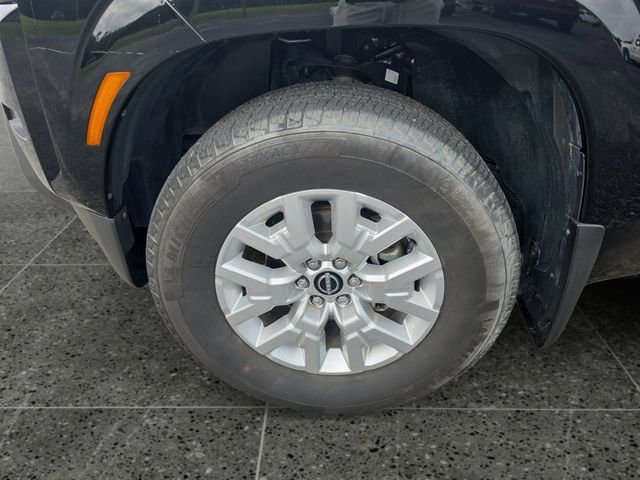 Used 2024 Nissan Frontier SV w/ SV Convenience Package RWD image 16
