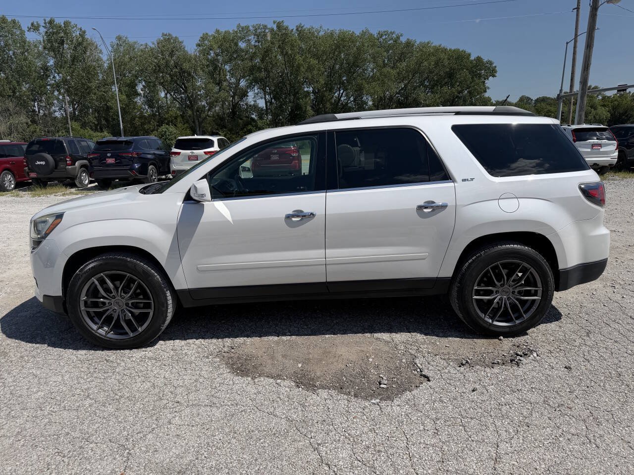Used 2017 GMC Acadia Limited SLT AWD/4WD image 6