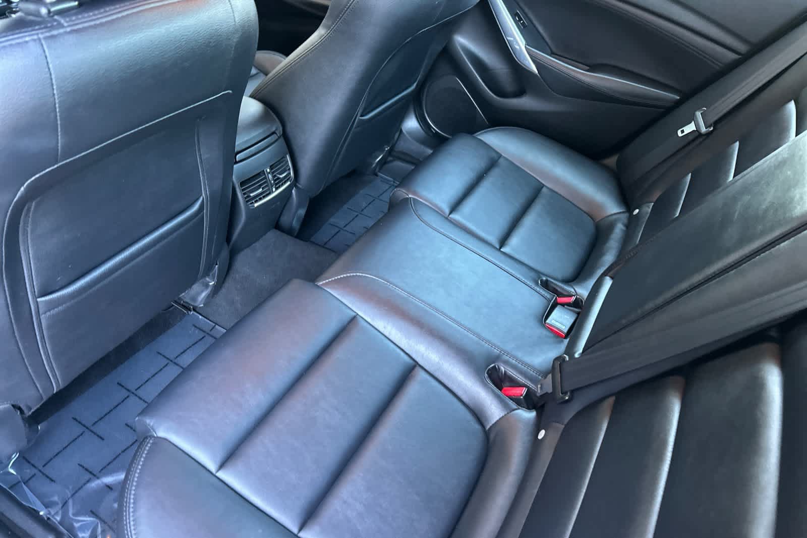 Used 2015 MAZDA MAZDA6 Touring FWD image 4