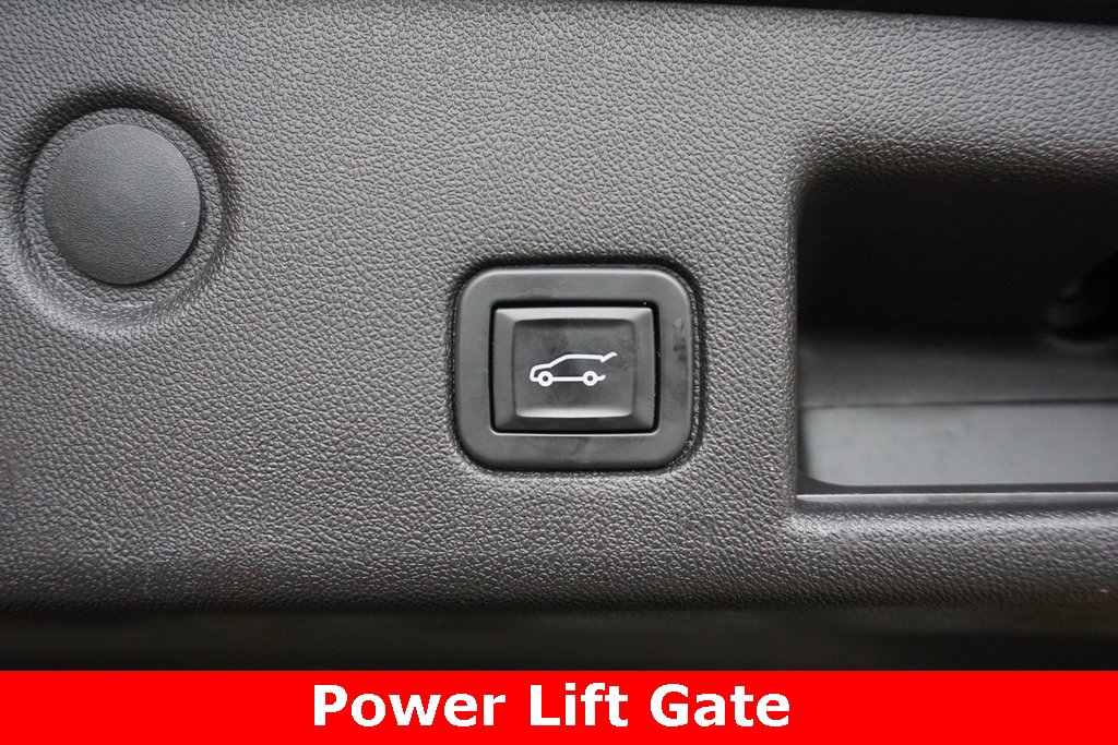 Used 2018 Chevrolet Equinox LT w/ Sun & Infotainment Package image 19