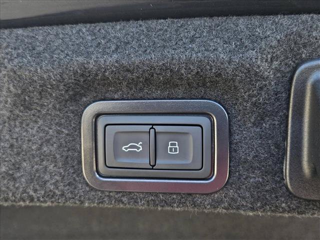 New 2026 Audi A6 Premium Plus AWD/4WD image 25