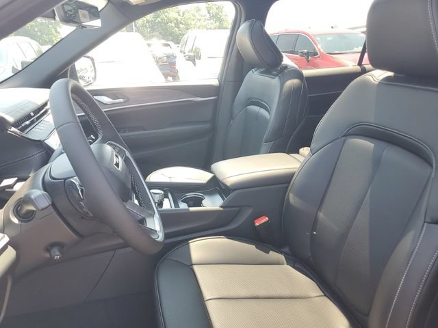 New 2026 Jeep Grand Cherokee L Limited w/ Luxury Tech Group II AWD/4WD image 18
