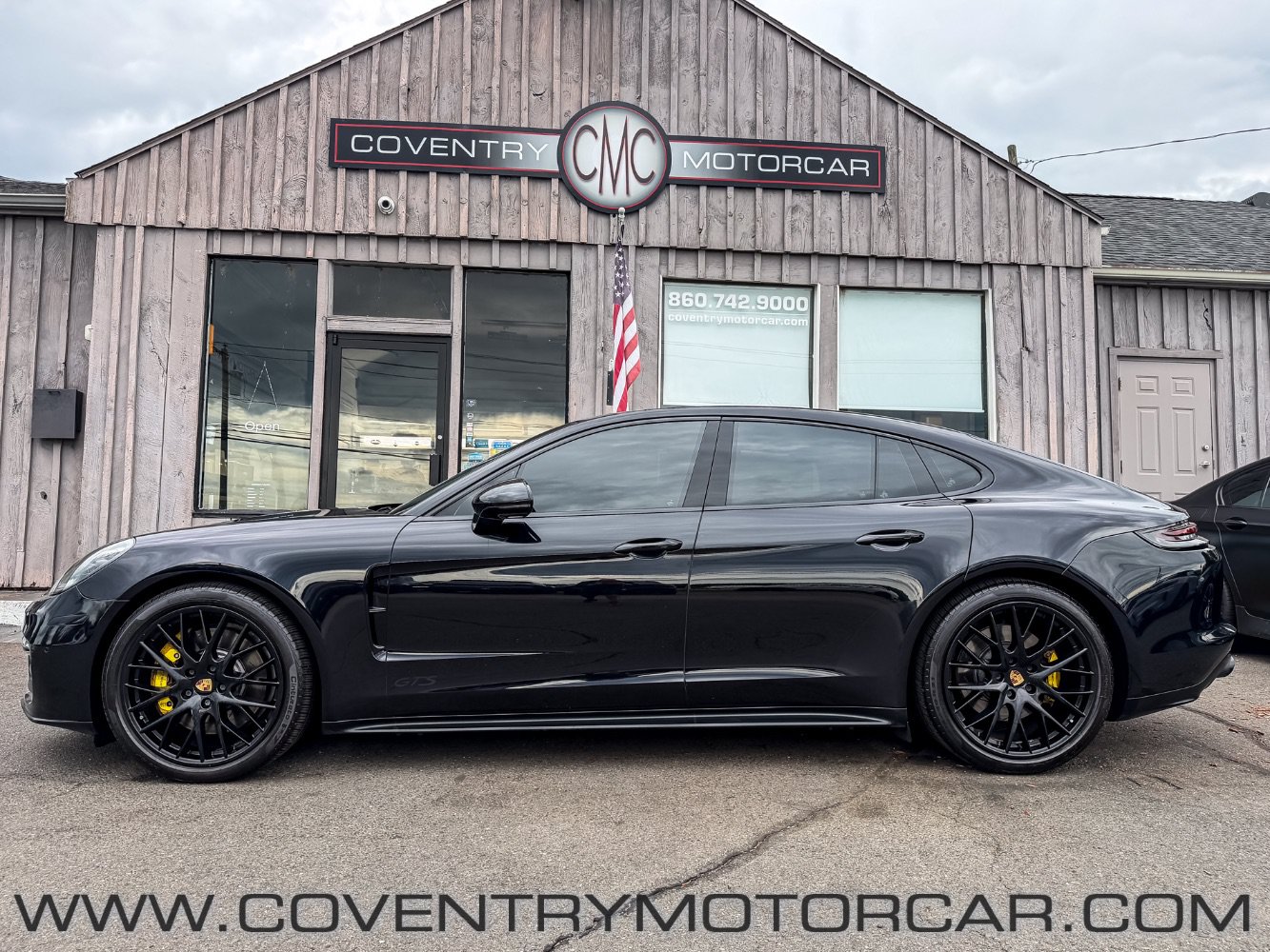 Used 2020 Porsche Panamera GTS AWD/4WD image 1