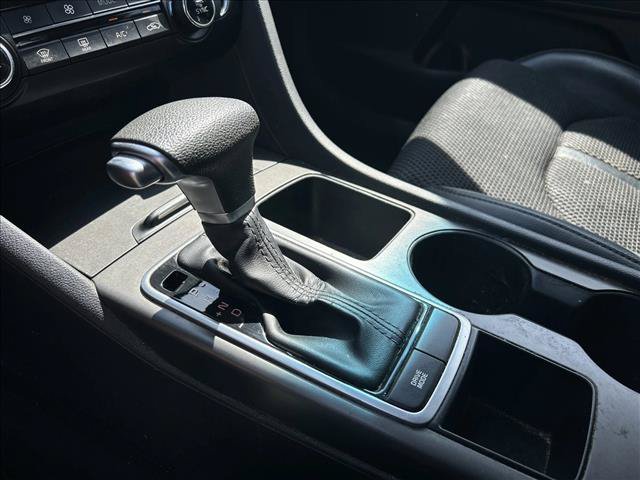 Used 2019 Kia Optima S w/ S Panoramic Sunroof Package FWD image 17