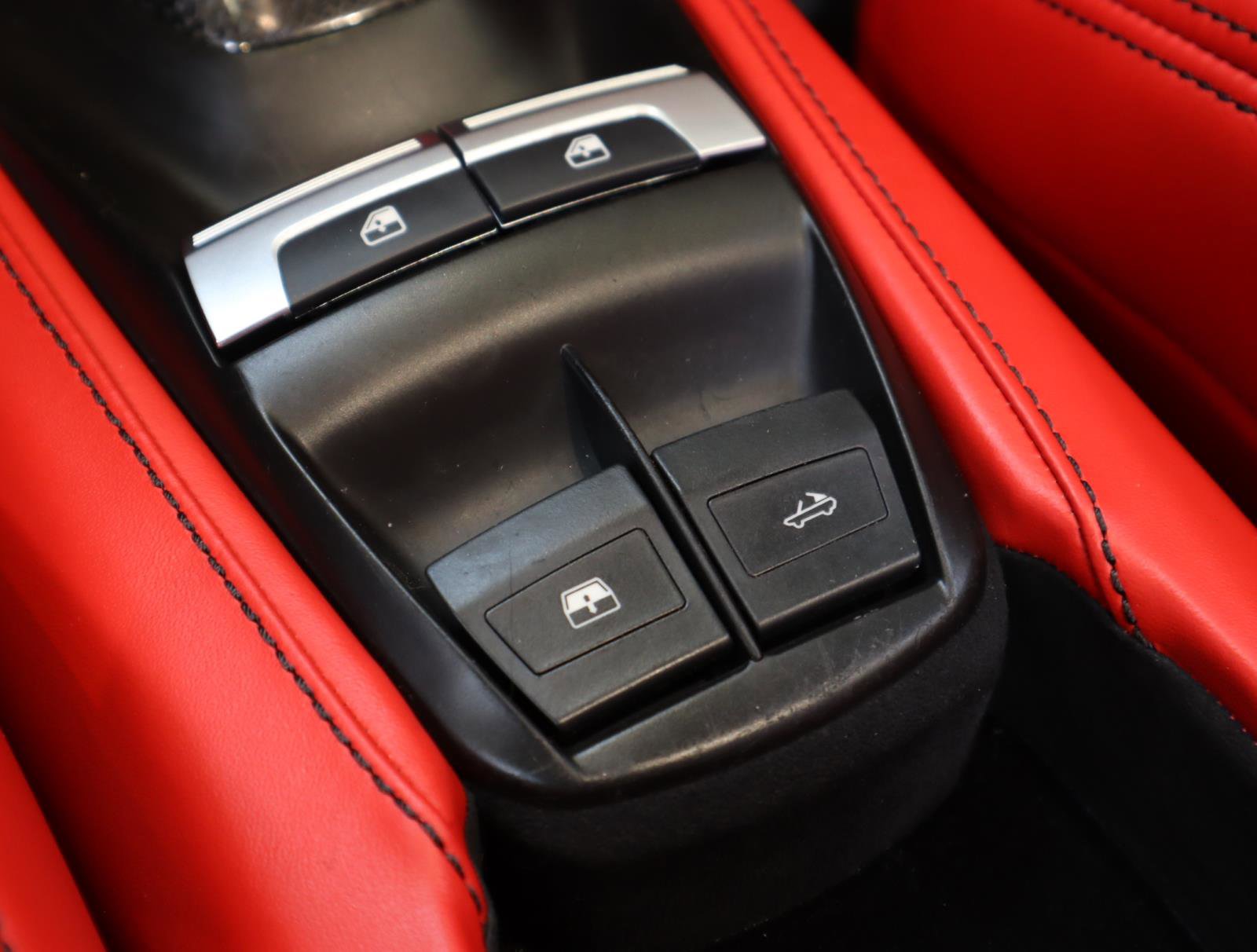 Certified 2017 Ferrari 488 Spider RWD image 33
