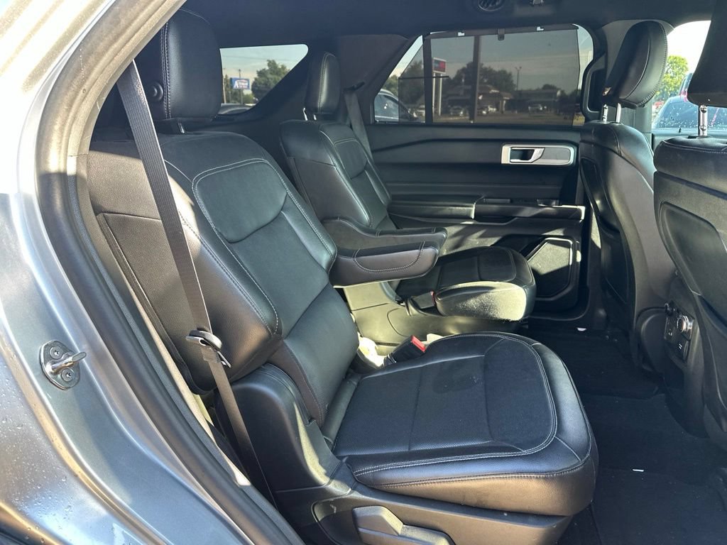 Used 2020 Ford Explorer Limited RWD image 21