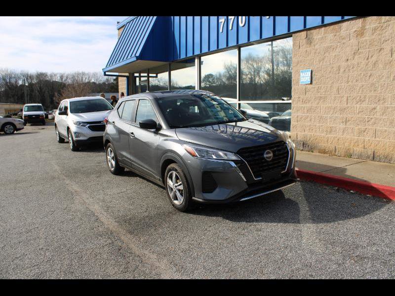 Used 2023 Nissan Kicks S FWD image 1