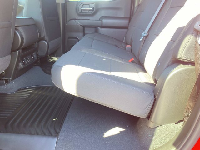 New 2026 Chevrolet Silverado 1500 Custom w/ Turbomax Blackout Package AWD/4WD image 15