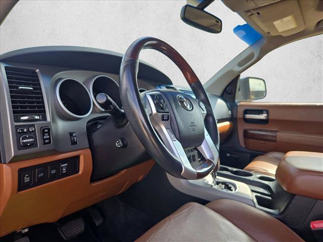 Used 2017 Toyota Sequoia Platinum RWD image 4