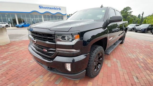 Used 2017 Chevrolet Silverado 1500 LTZ Z71 w/ LTZ Plus Package AWD/4WD image 5