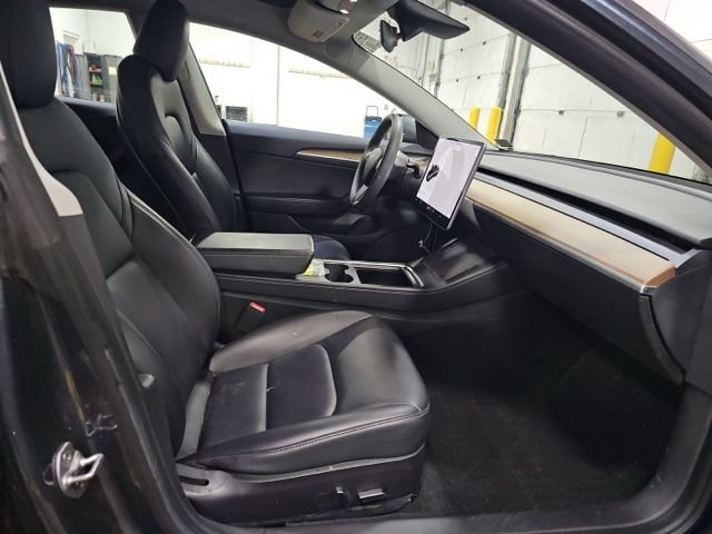 Used 2021 Tesla Model 3 Standard Range Plus image 10