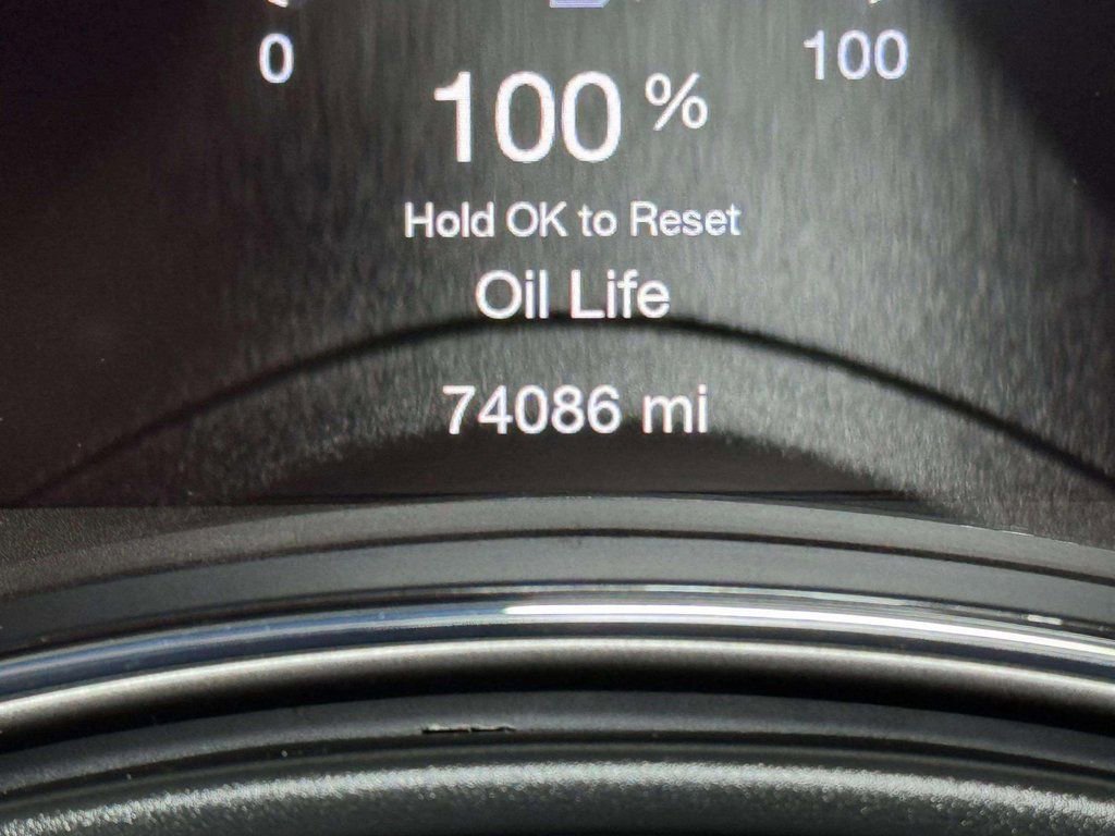 Used 2020 Jeep Grand Cherokee Laredo image 21