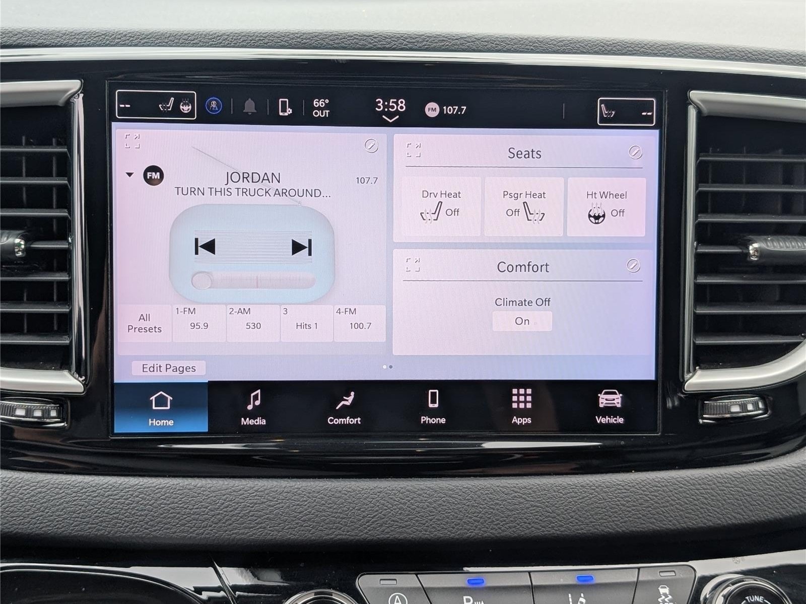 Used 2023 Chrysler Pacifica Touring-L FWD image 27