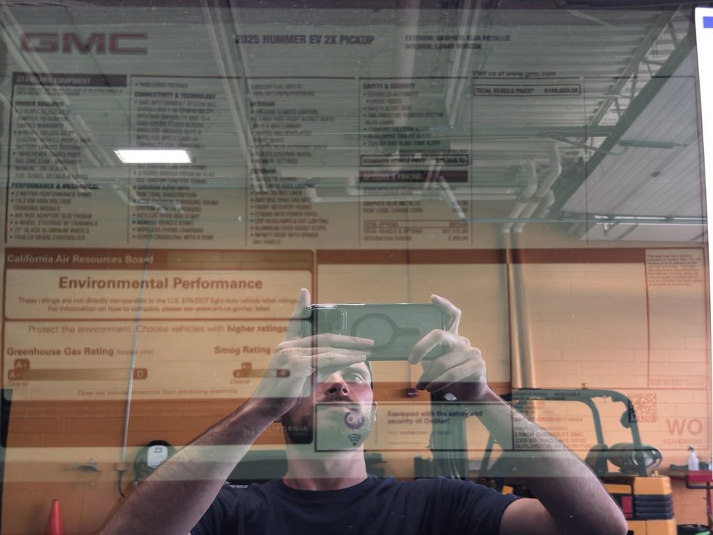 New 2025 GMC Hummer EV 2X image 46