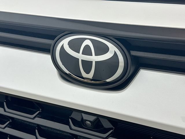 Used 2025 Toyota Grand Highlander AWD Hybrid image 27