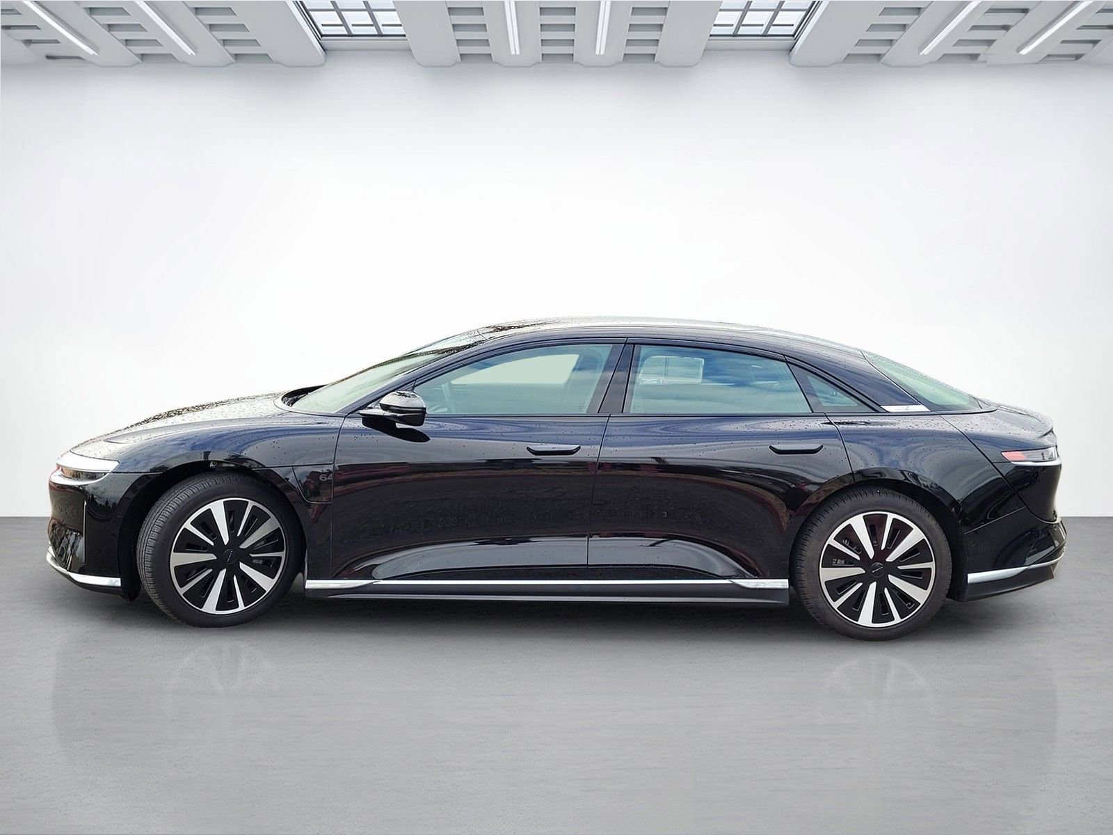 Used 2023 Lucid Air Pure image 14