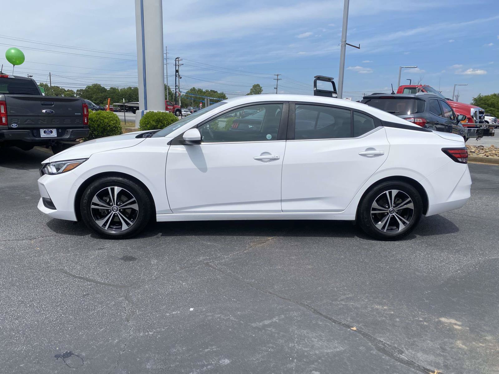 Used 2023 Nissan Sentra SV FWD image 4