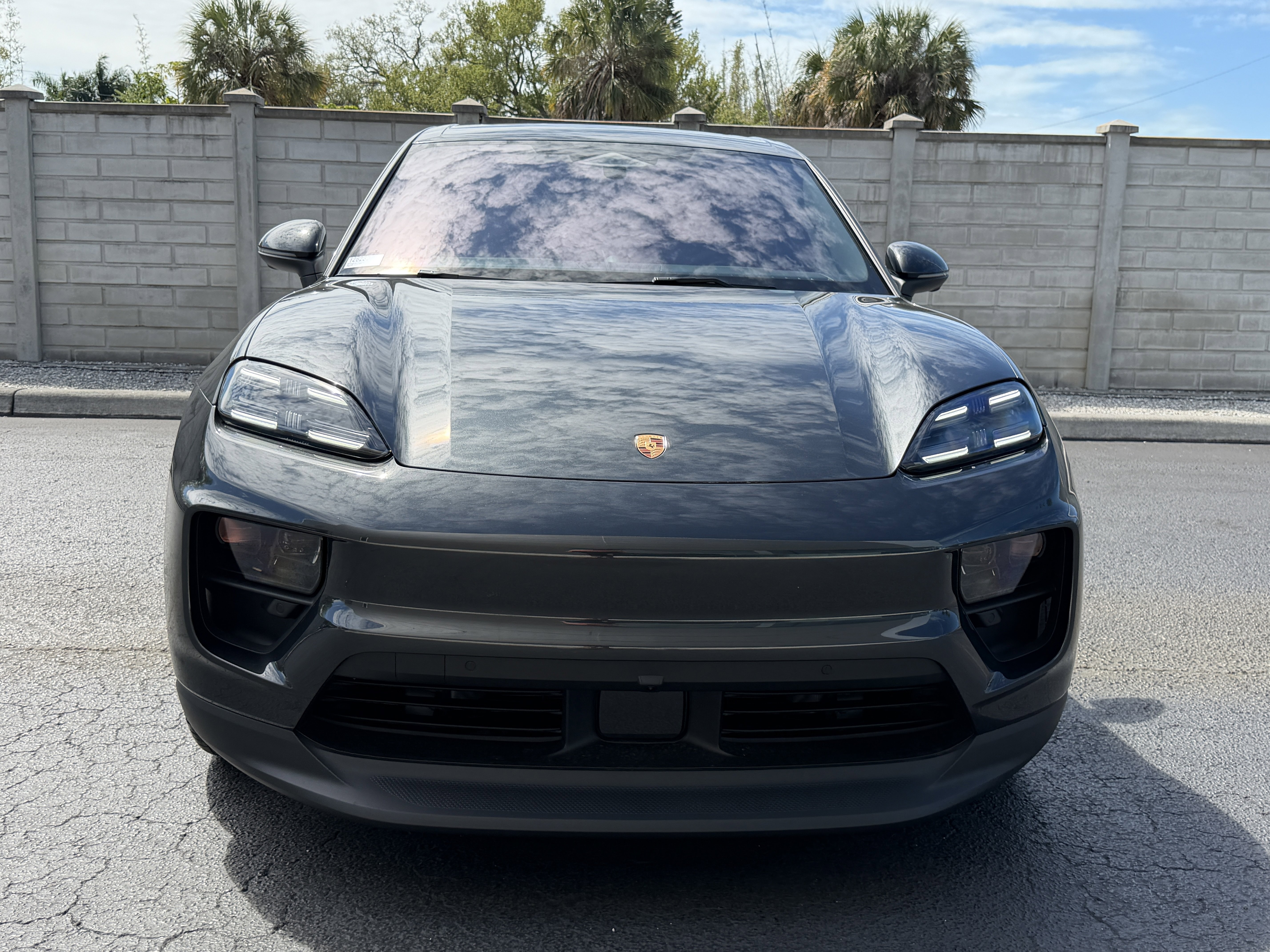 New 2026 Porsche Macan 4S Electric image 8