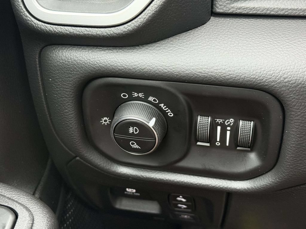 New 2026 RAM 1500 Big Horn AWD/4WD image 27