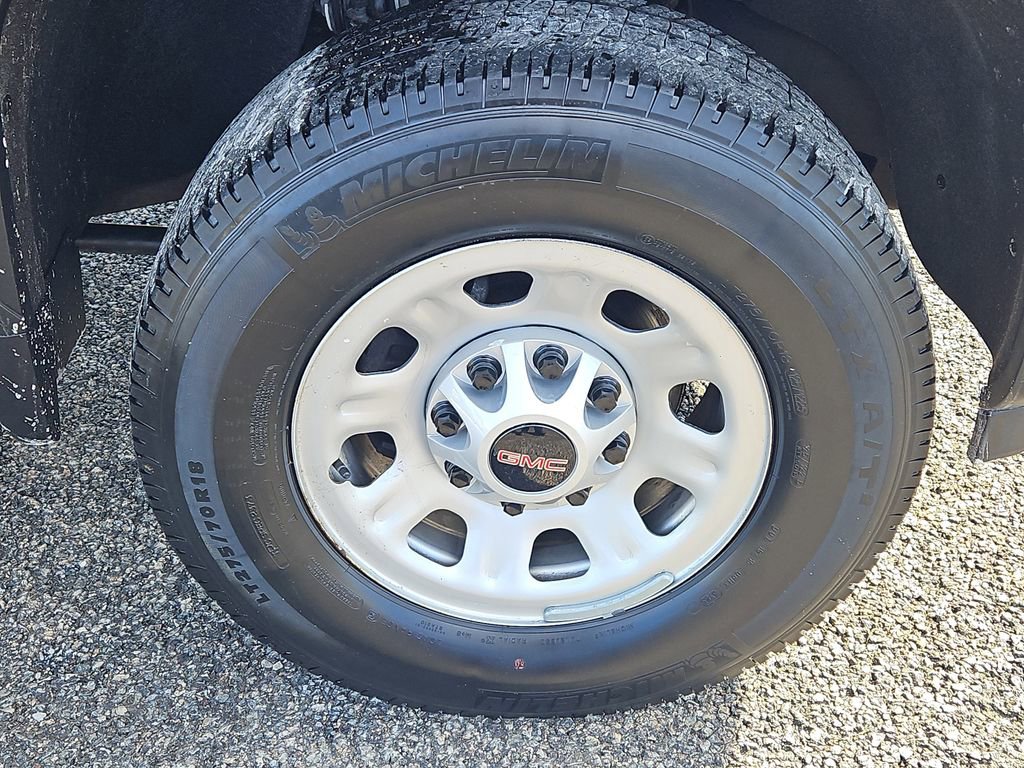 Used 2024 GMC Sierra 3500 Pro w/ Convenience Package image 10