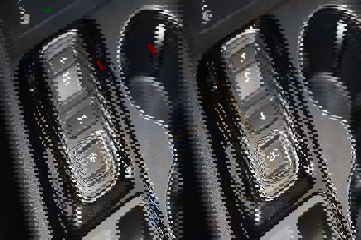 Used 2023 Honda Pilot TrailSport image 7