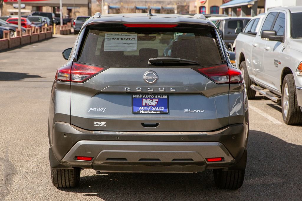 Used 2023 Nissan Rogue SL w/ SL Premium Package image 6
