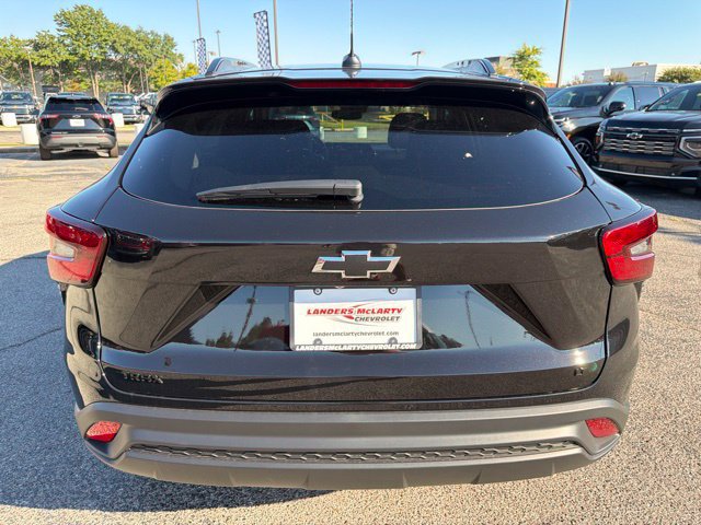 New 2026 Chevrolet Trax LT w/ Sunroof Package FWD image 40