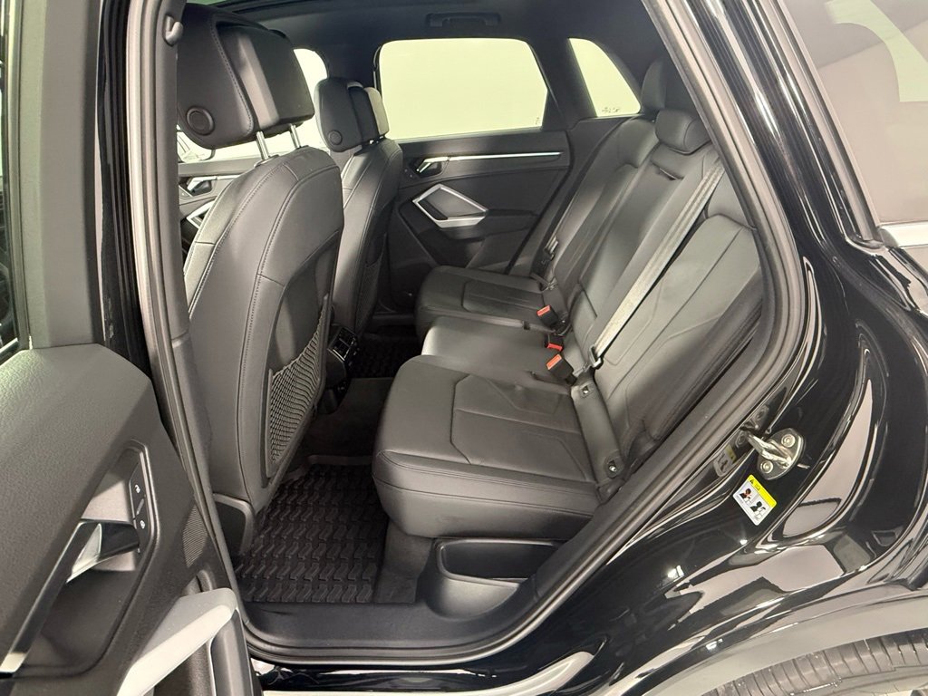 Used 2022 Audi Q3 2.0T Premium Plus image 16