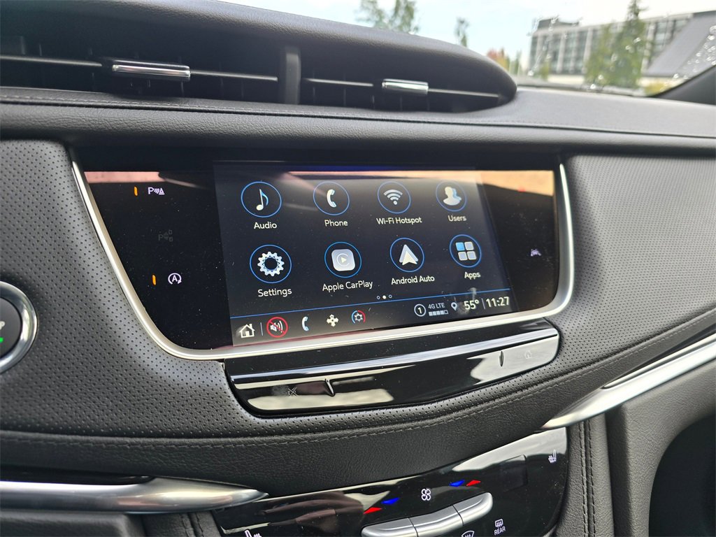 New 2025 Cadillac XT6 Luxury image 29