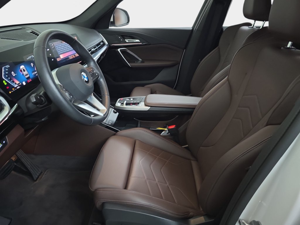 Used 2025 BMW X1 xDrive28i w/ Convenience Package AWD/4WD image 18