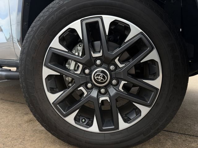 Used 2024 Toyota Tundra Limited image 11