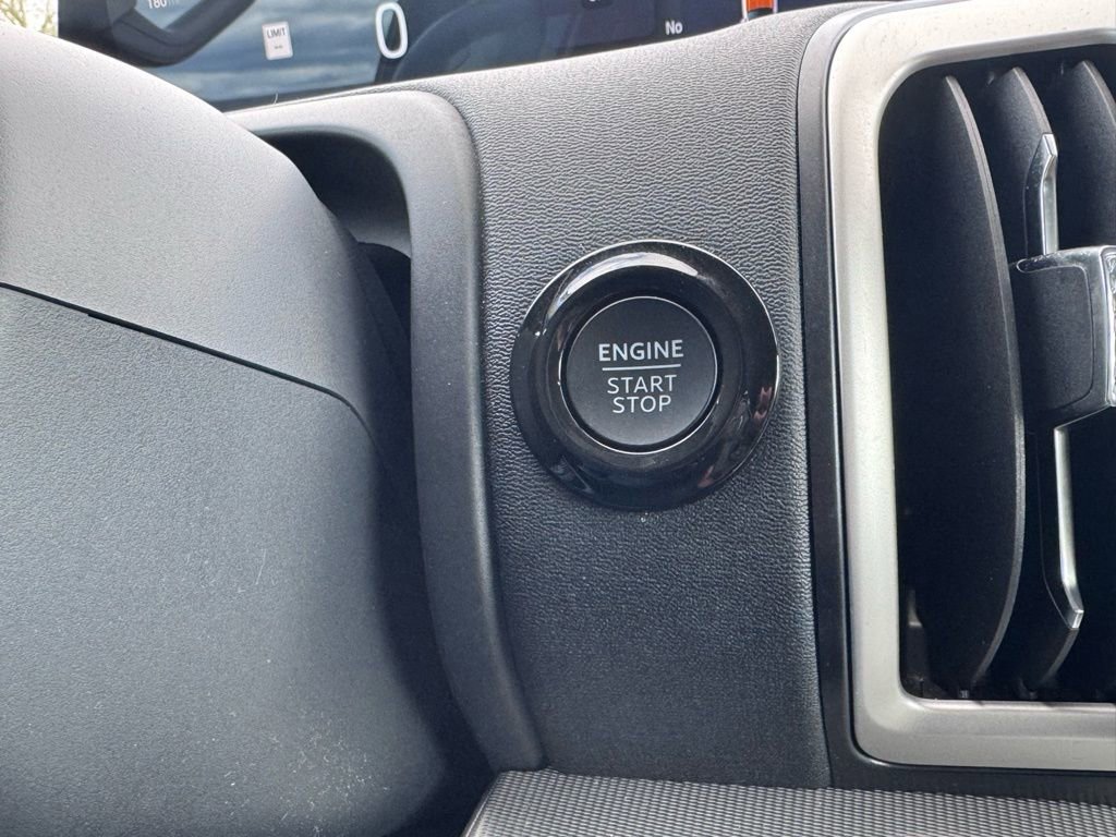 Used 2025 Ford Expedition Max Active image 6