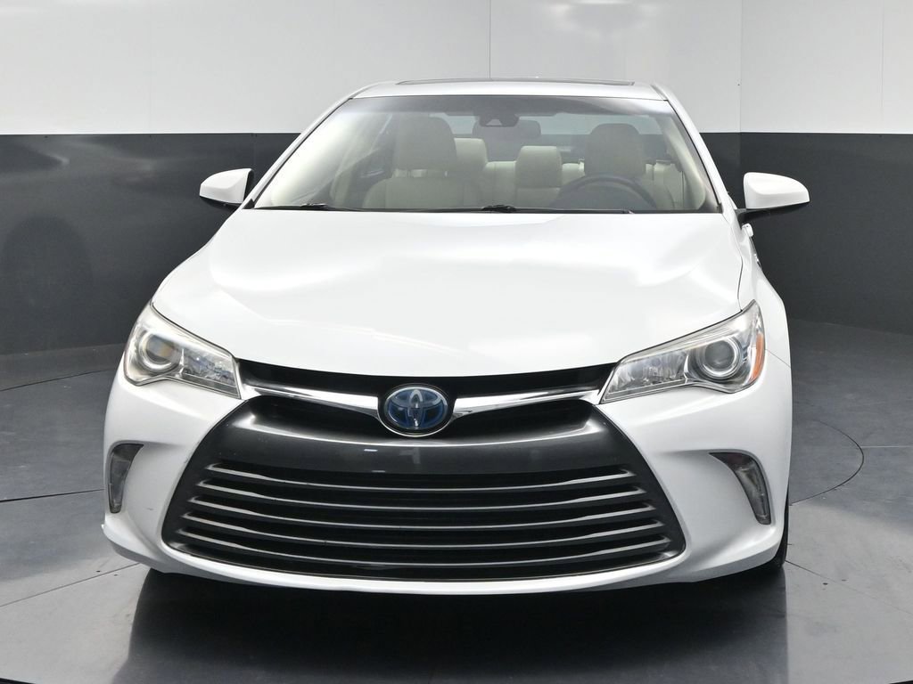 Used 2017 Toyota Camry XLE w/ Moonroof Package FWD image 17