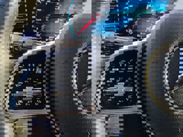 Used 2022 Mercedes-Benz GLE 350 image 25