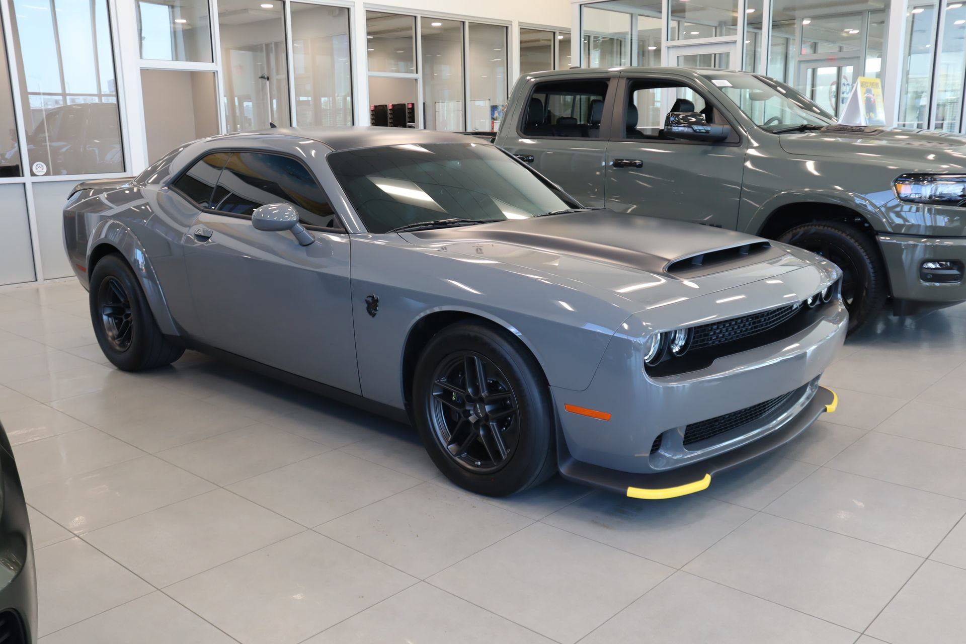 Used 2023 Dodge Challenger SRT Hellcat Redeye RWD image 1