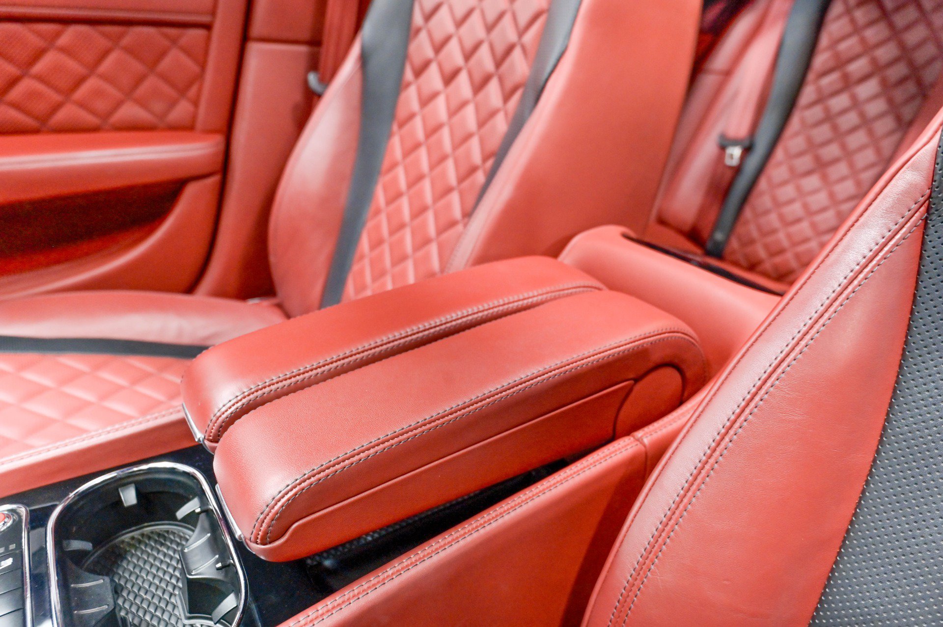 Used 2017 Bentley Flying Spur S W12 AWD/4WD image 92