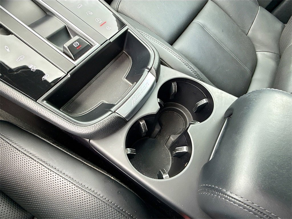 Used 2022 Porsche Macan S w/ Premium Package Plus image 18