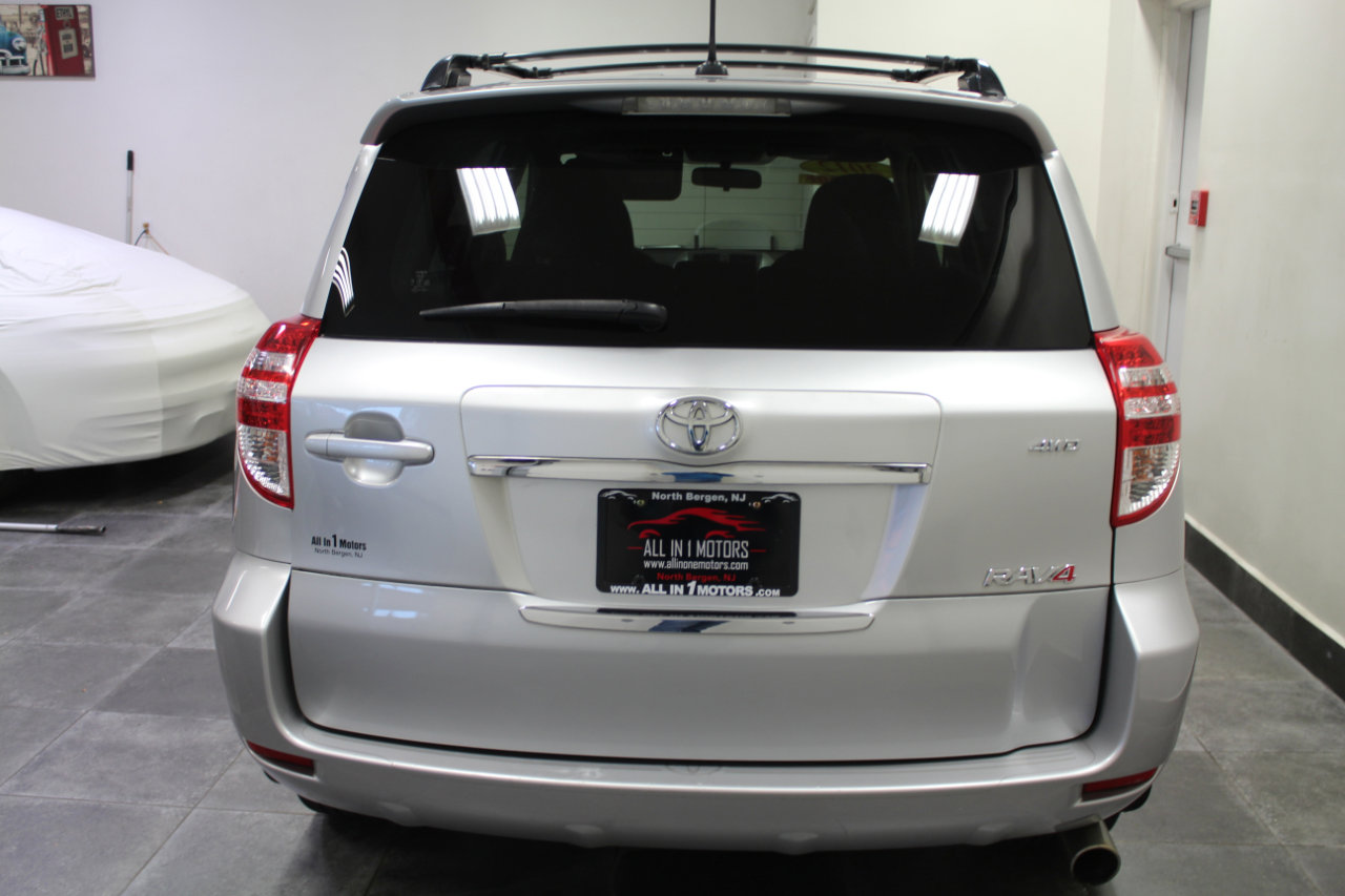 Used 2012 Toyota RAV4 Sport image 5