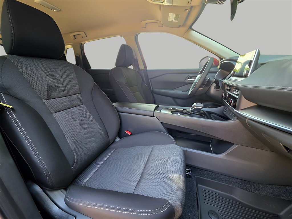 New 2026 Nissan Rogue SV image 12