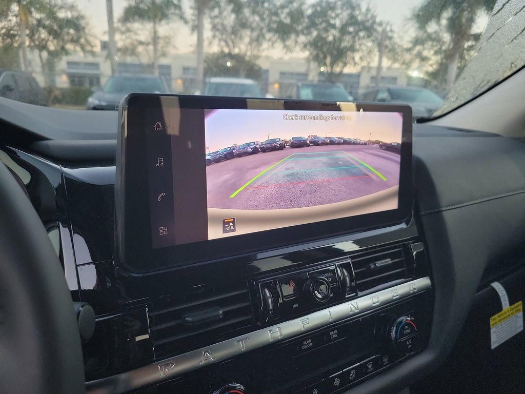 New 2026 Nissan Pathfinder SV image 10
