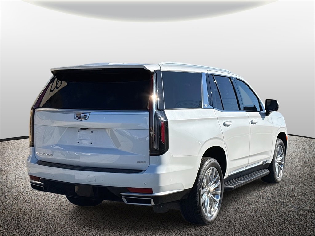 Used 2021 Cadillac Escalade Premium Luxury image 2