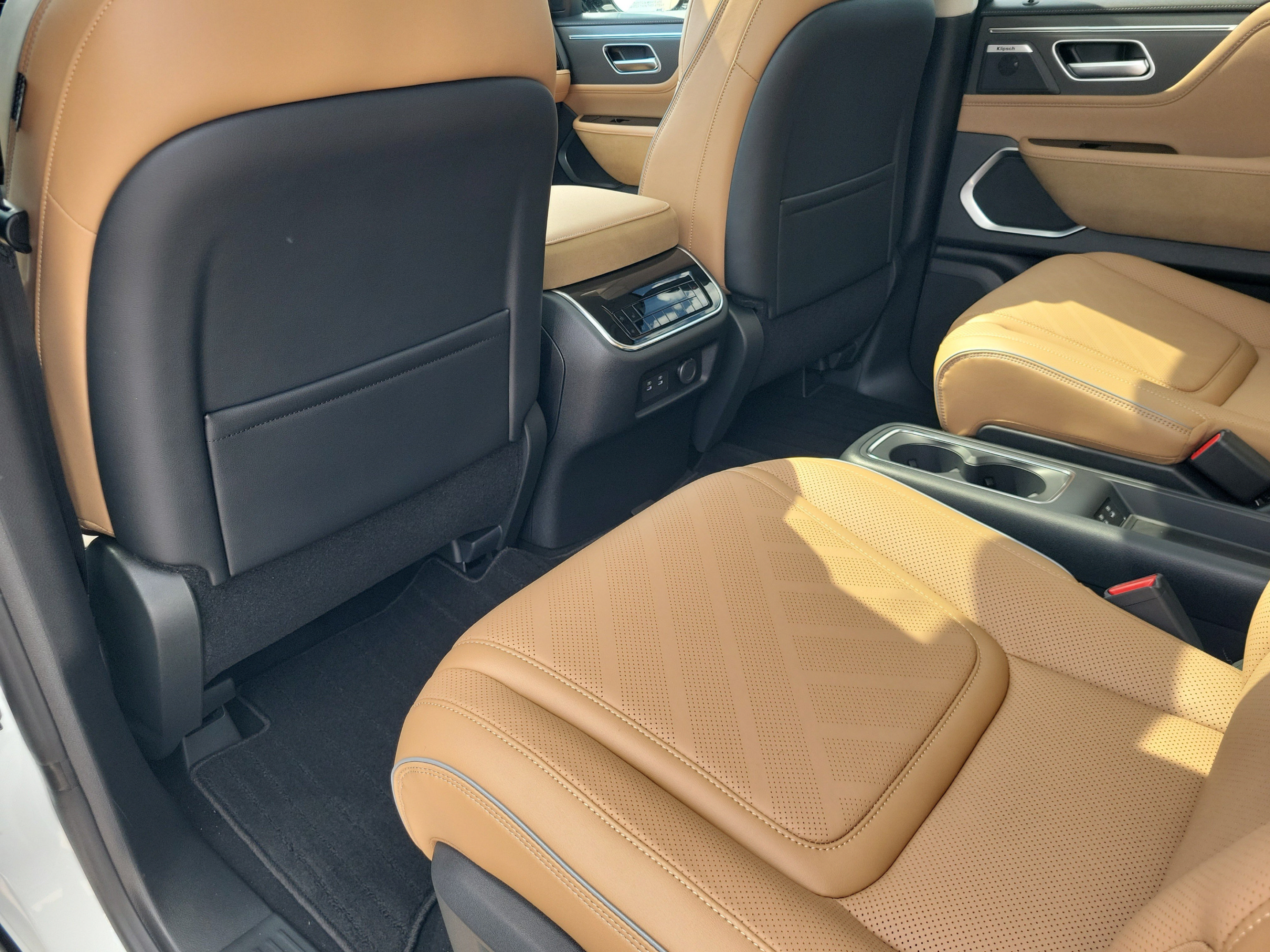 New 2027 INFINITI QX80 Luxe RWD image 23